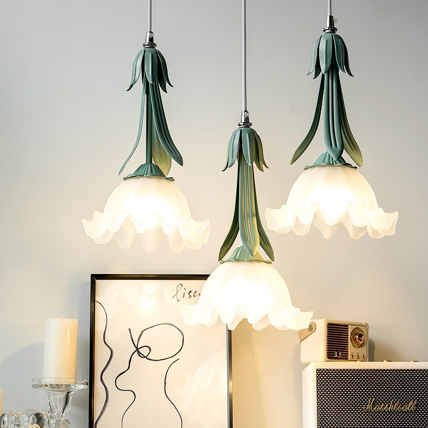 Pendant Light with Floral Motif – Romantic Hanging Light for Dining Room and Living Room
