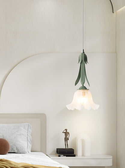 Pendant Light with Floral Motif – Romantic Hanging Light for Dining Room and Living Room